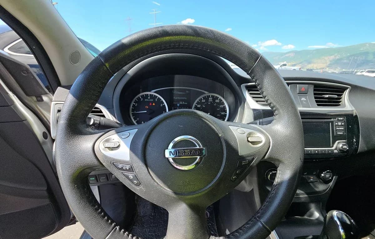 2017 NISSAN SENTRA SV 6