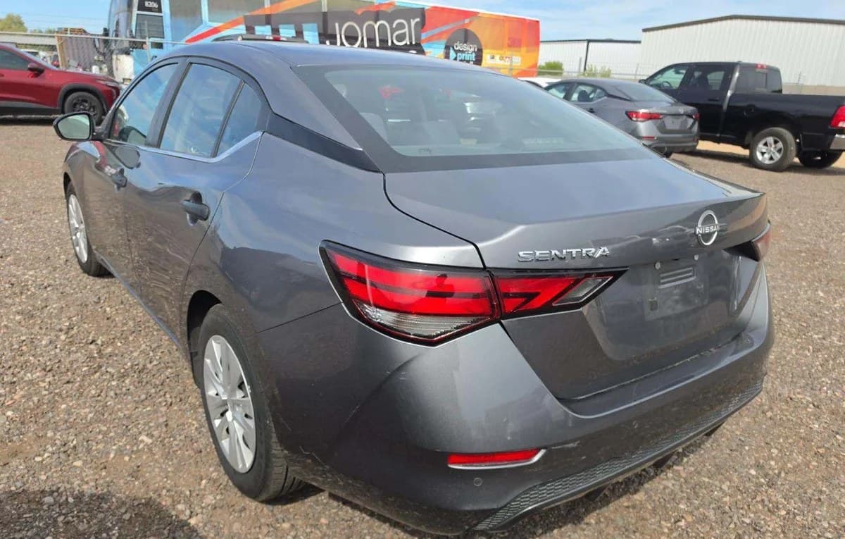 2024 NISSAN SENTRA S 3