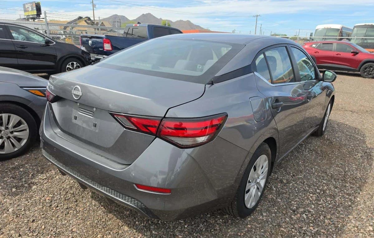 2024 NISSAN SENTRA S 4