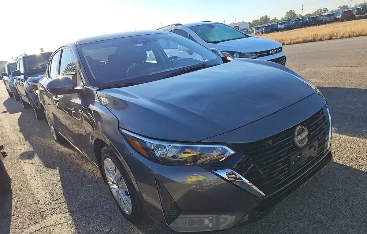 2025 NISSAN SENTRA S 4