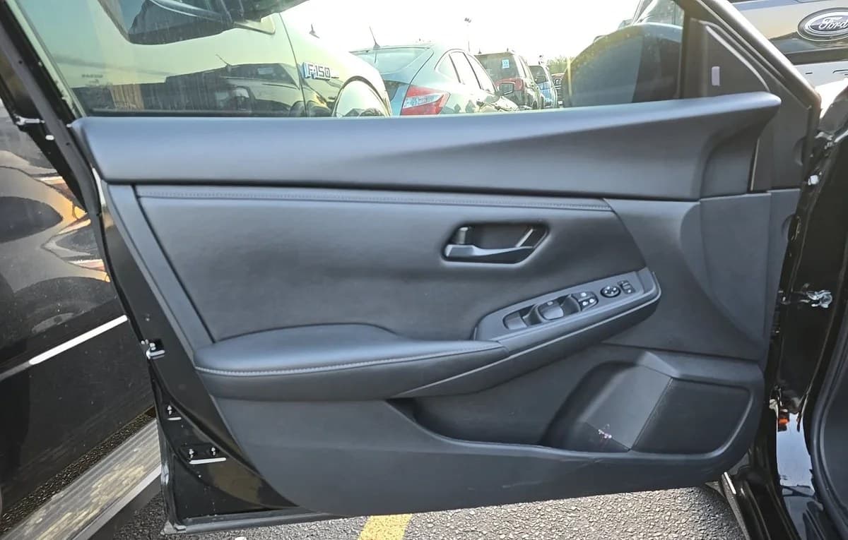 2025 NISSAN SENTRA S 6