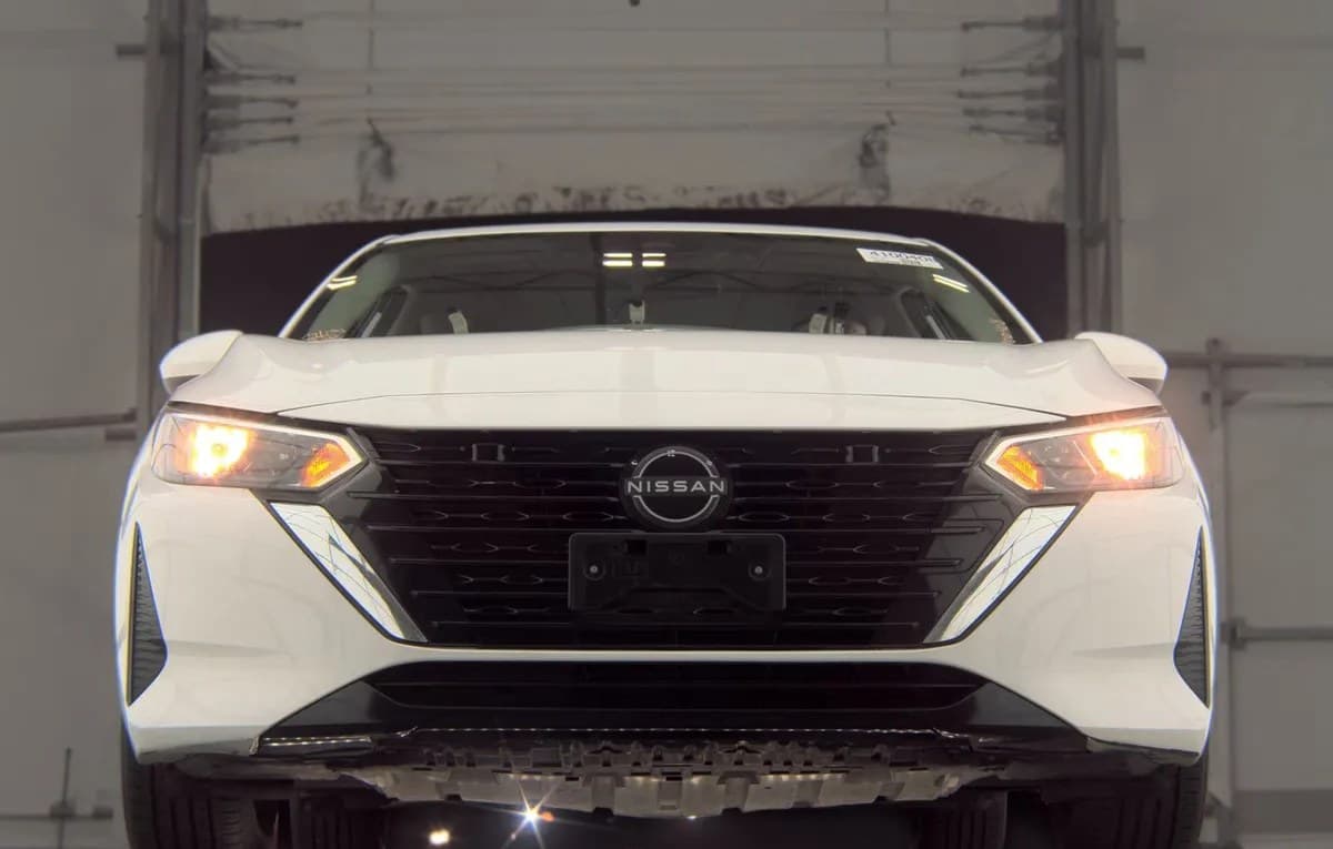 2024 NISSAN SENTRA S 4