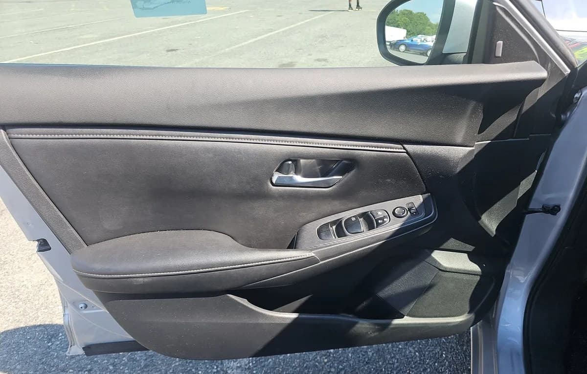 2020 NISSAN SENTRA SV 6