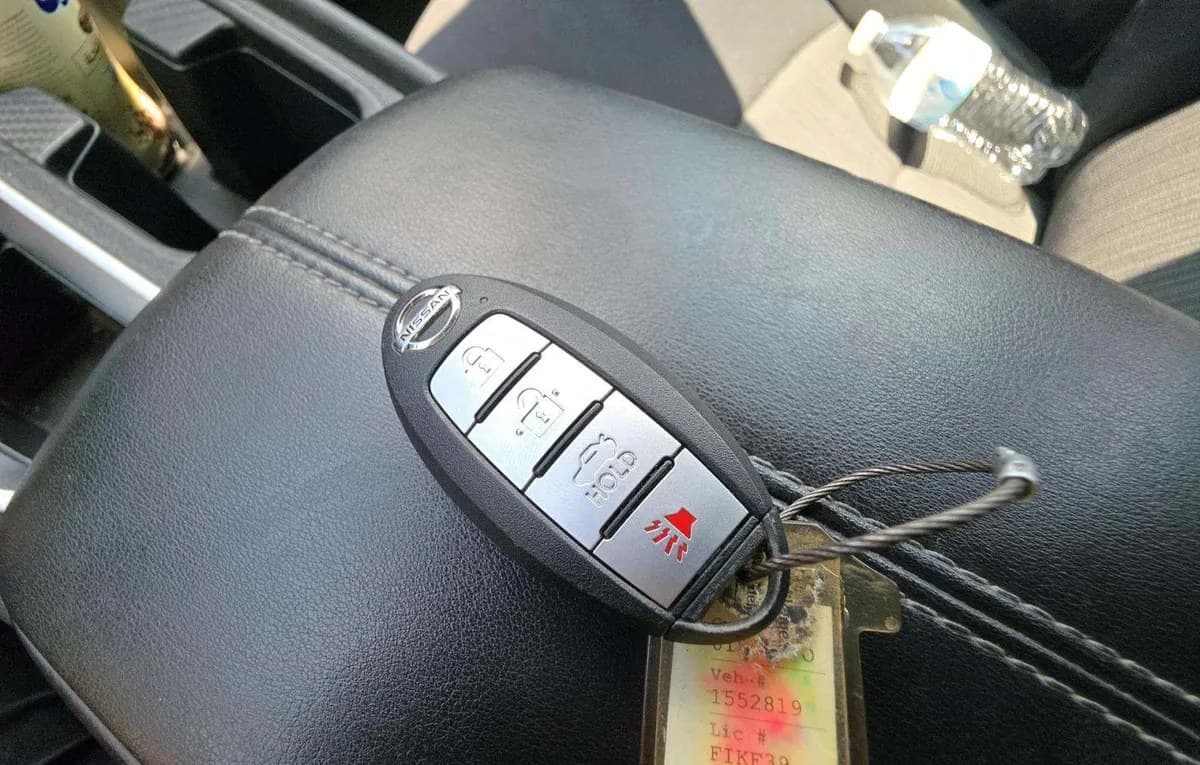 2023 NISSAN SENTRA SV 5