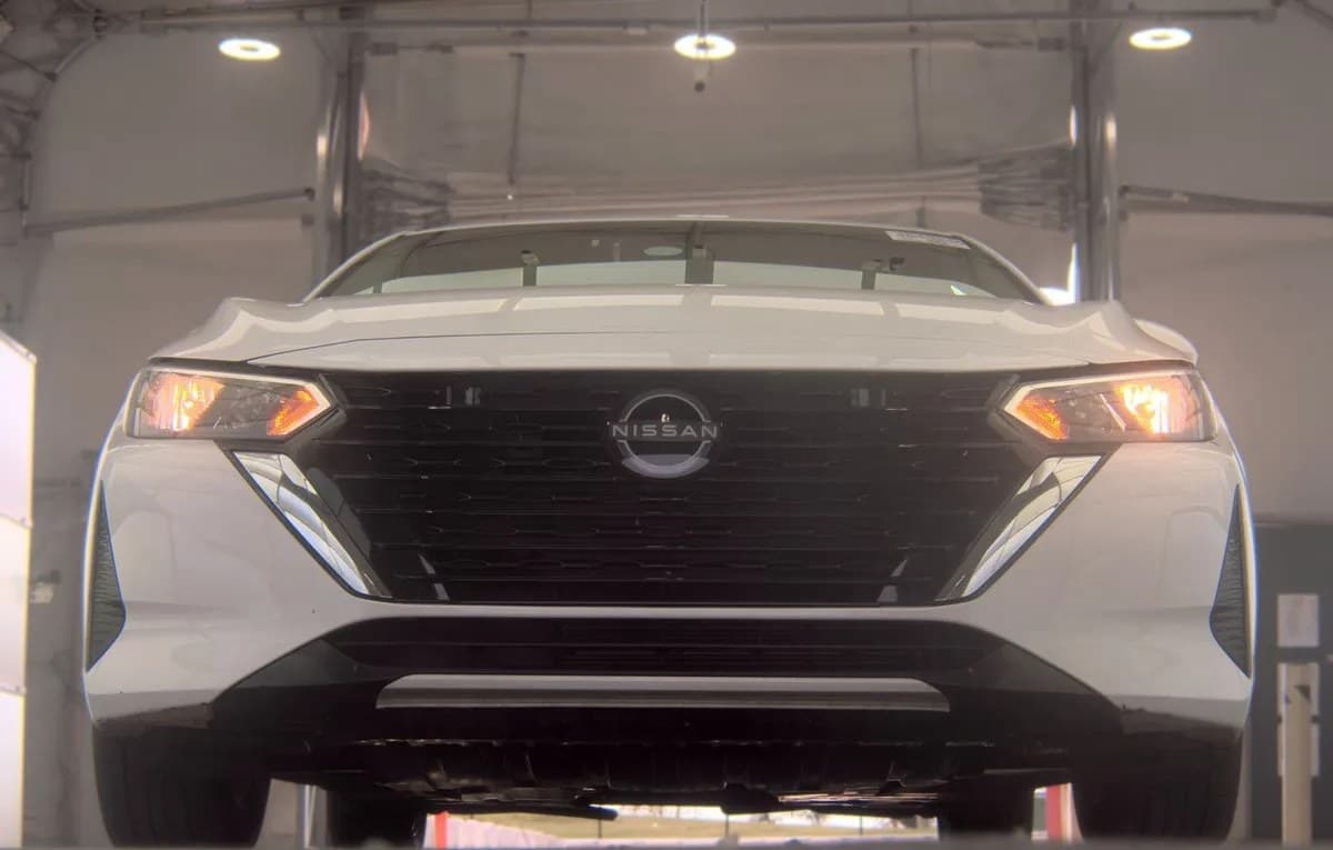 2025 NISSAN SENTRA SV 4