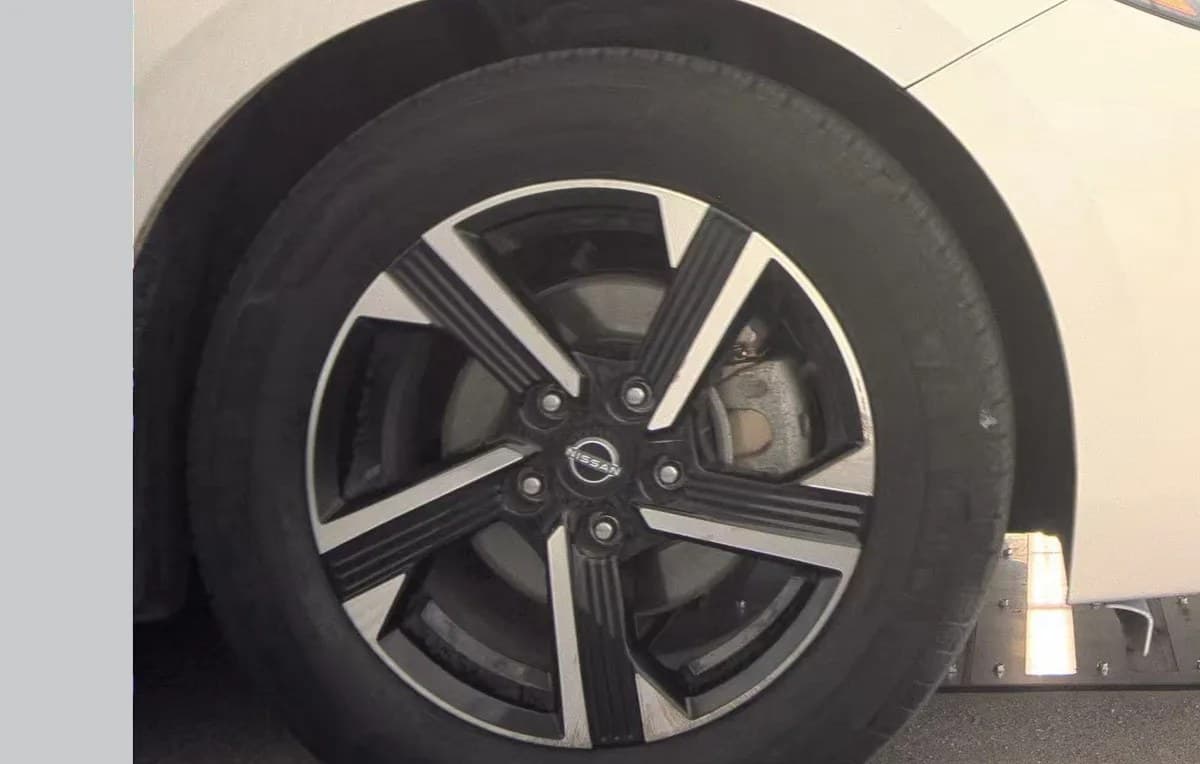 2024 NISSAN SENTRA SV 7
