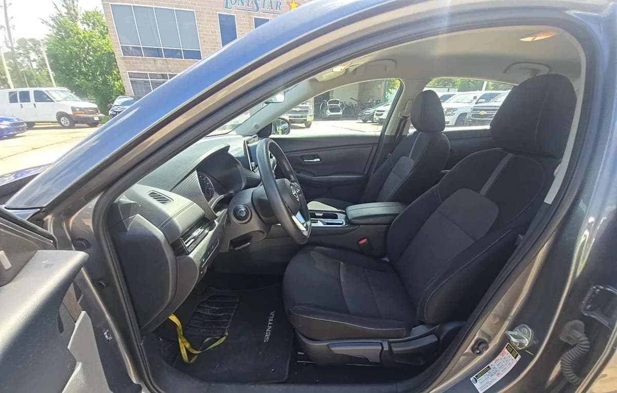 2024 NISSAN SENTRA SV 4