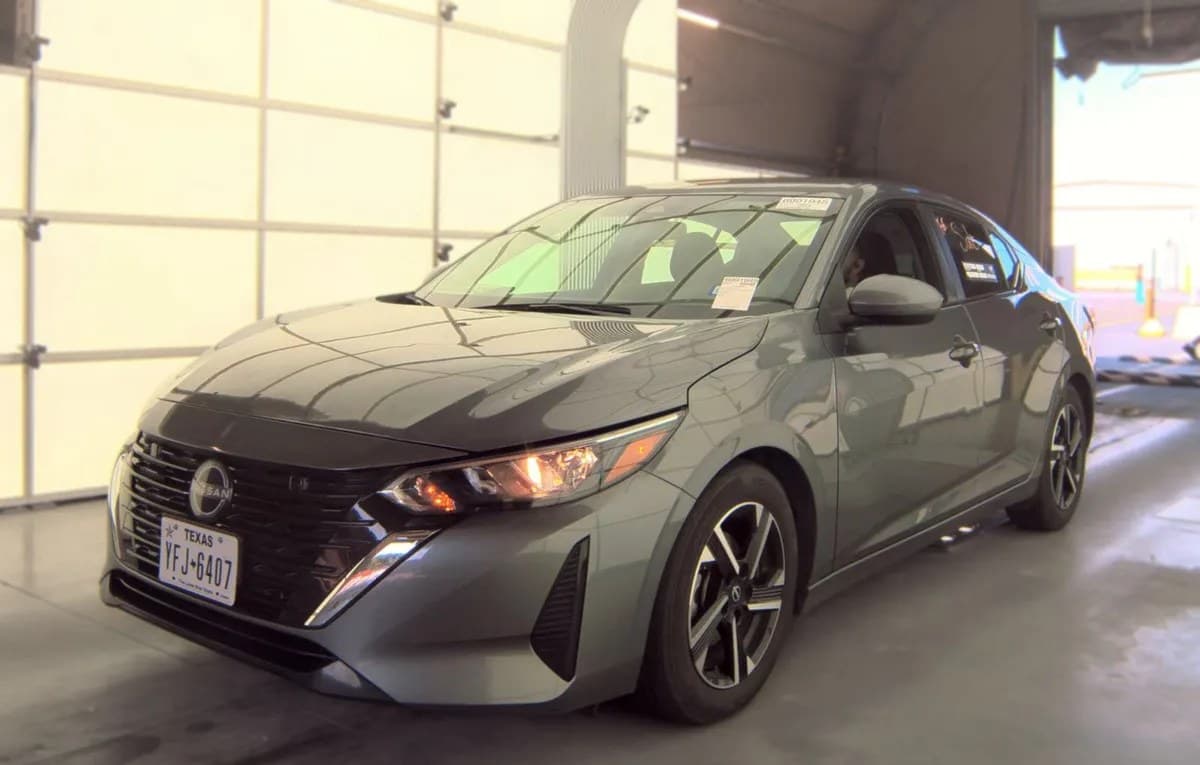 2024 NISSAN SENTRA SV 2