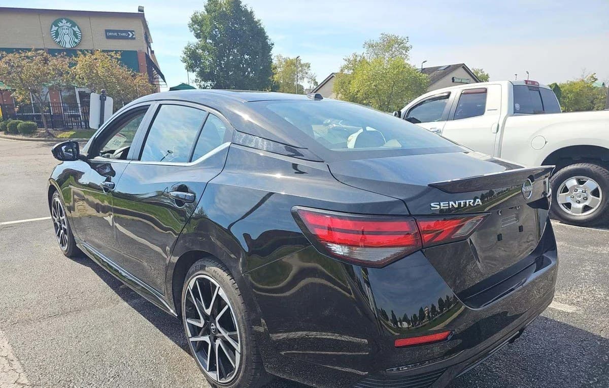 2025 NISSAN SENTRA SR 3
