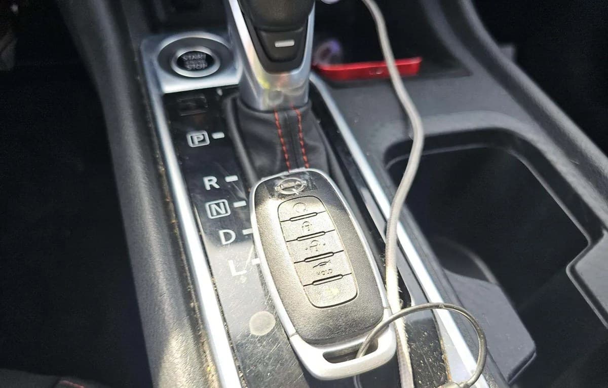 2025 NISSAN SENTRA SR 5