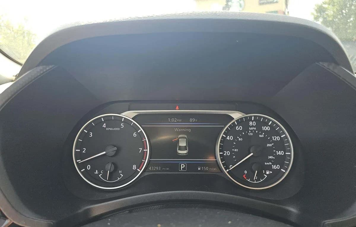 2025 NISSAN SENTRA SR 6