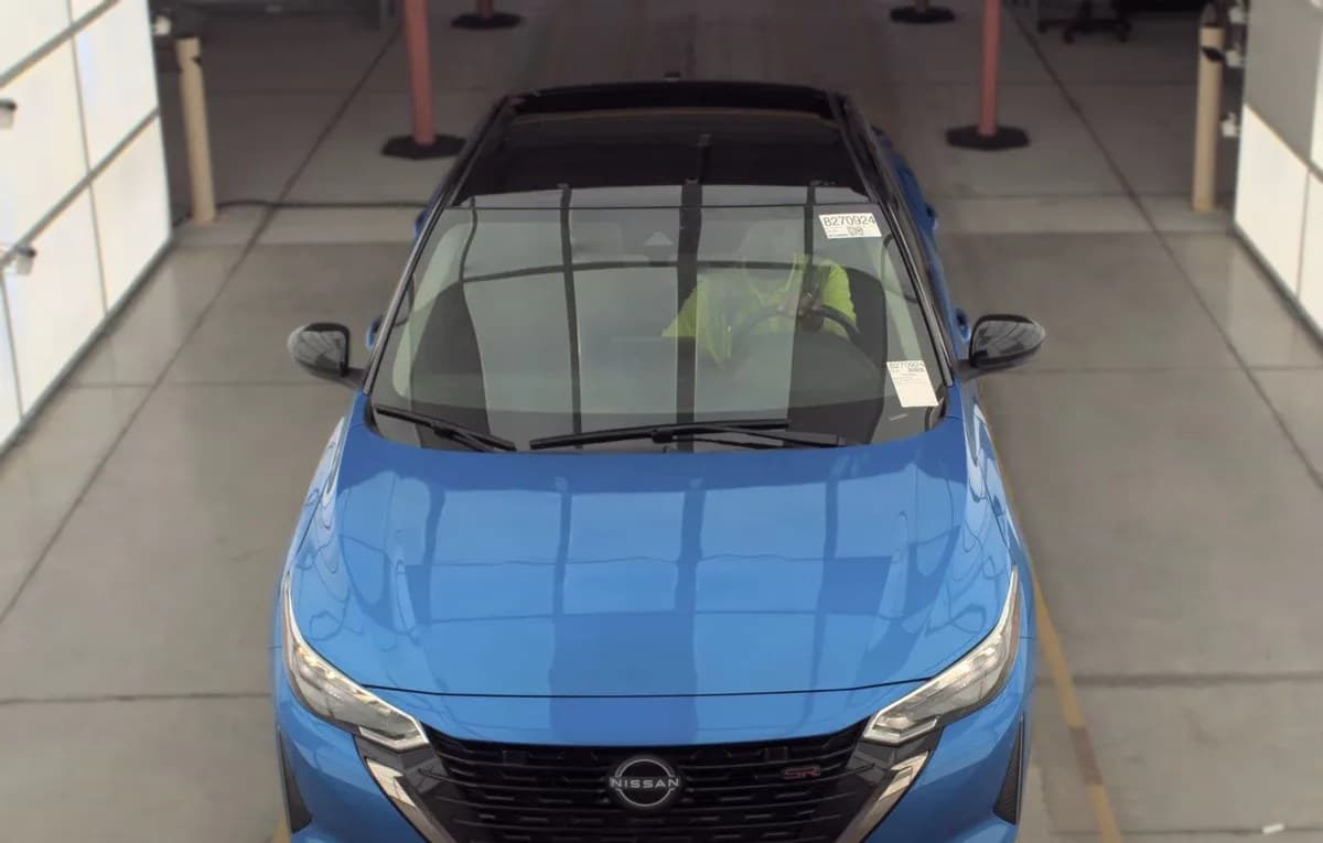 2024 NISSAN SENTRA SR 3