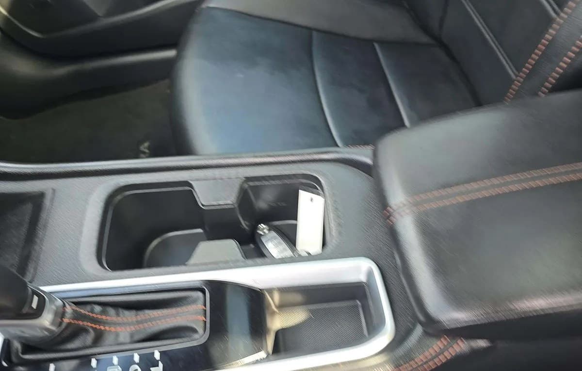 2022 NISSAN SENTRA SR 5