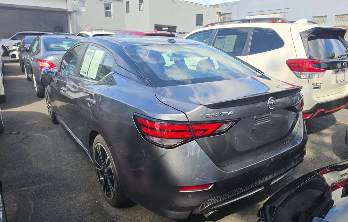 2023 NISSAN SENTRA SR 3