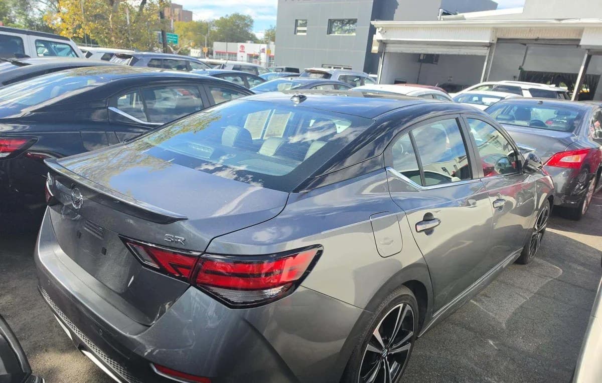 2023 NISSAN SENTRA SR 4