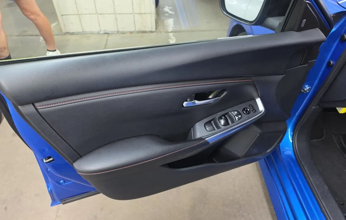 2025 NISSAN SENTRA SR 6