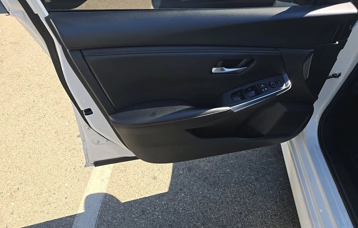 2023 NISSAN SENTRA SR 6