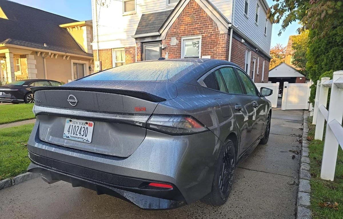 2026 NISSAN SENTRA SR 4