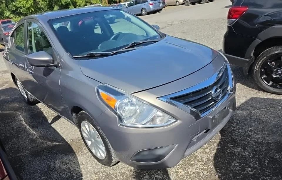 2017 NISSAN VERSA 1.6 SV 3