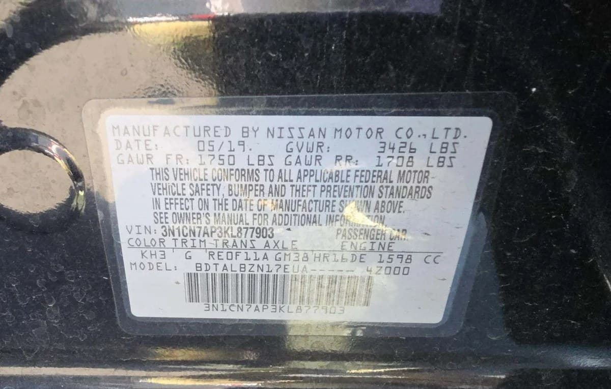 2019 NISSAN VERSA 1.6 SV 2