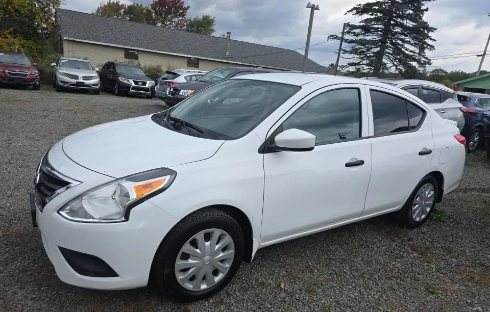 2019 NISSAN VERSA 1.6 S Plus 2