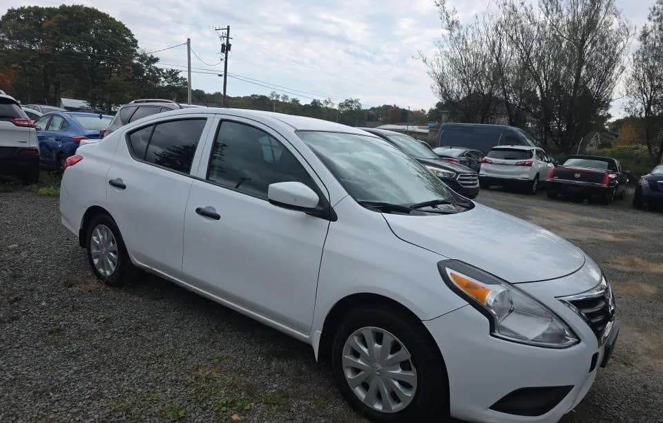 2019 NISSAN VERSA 1.6 S Plus 4