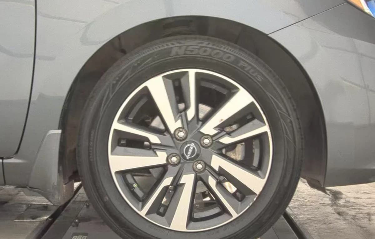 2024 NISSAN VERSA S 7