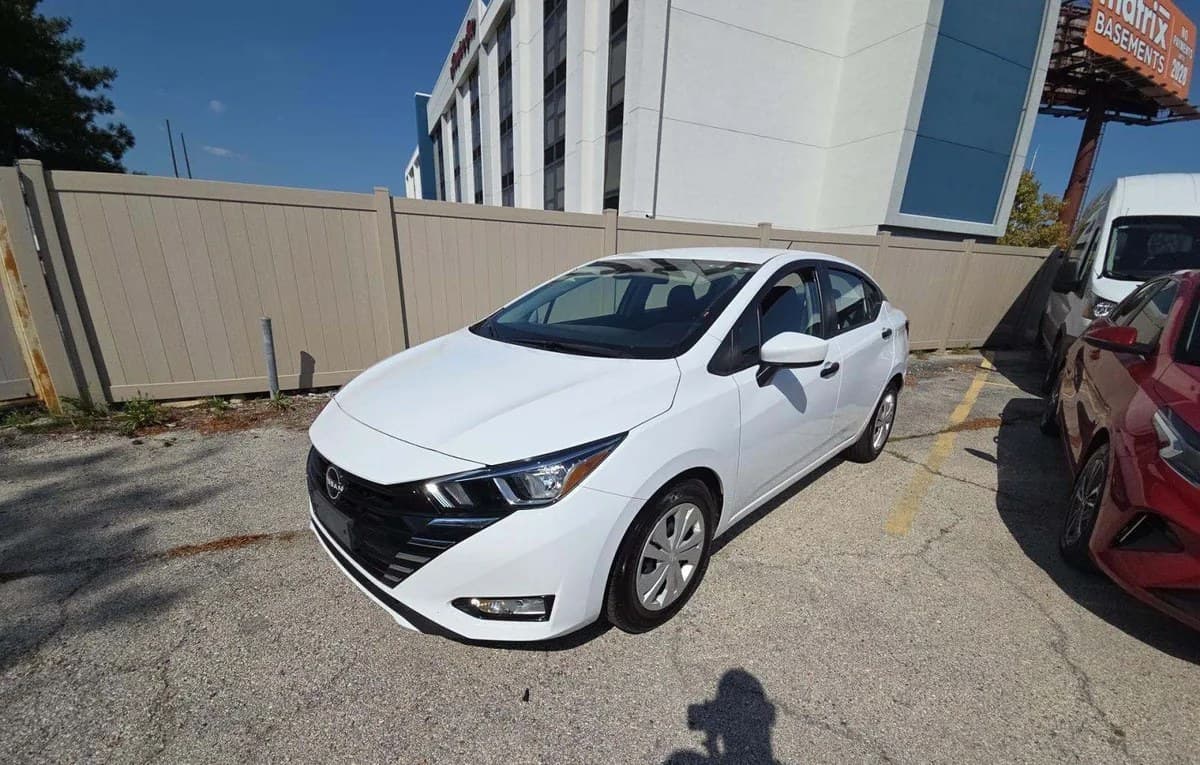 2024 NISSAN VERSA S 2