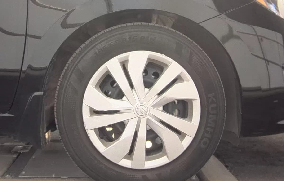 2025 NISSAN VERSA S 7