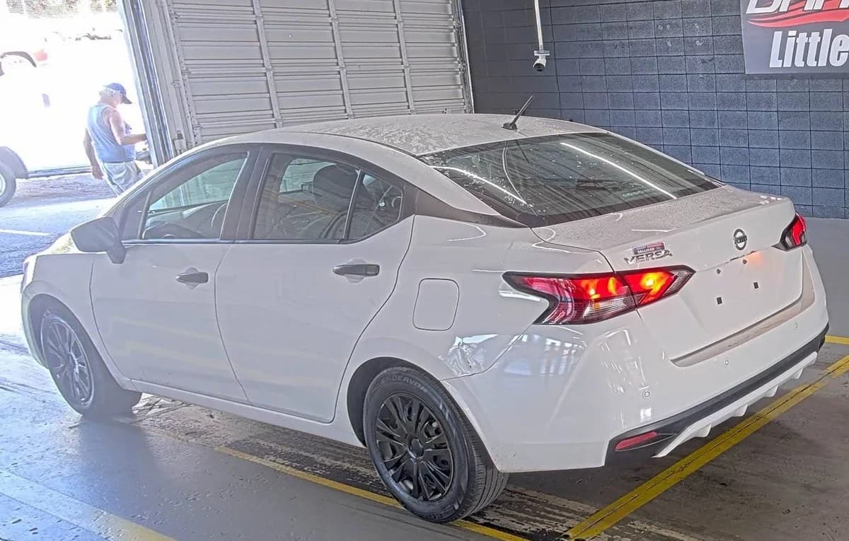 2021 NISSAN VERSA S 2