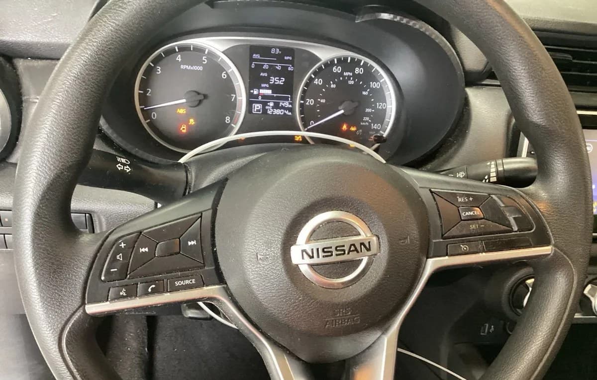 2021 NISSAN VERSA S 6