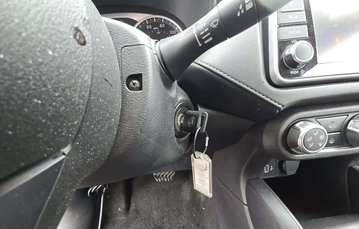 2024 NISSAN VERSA S 5