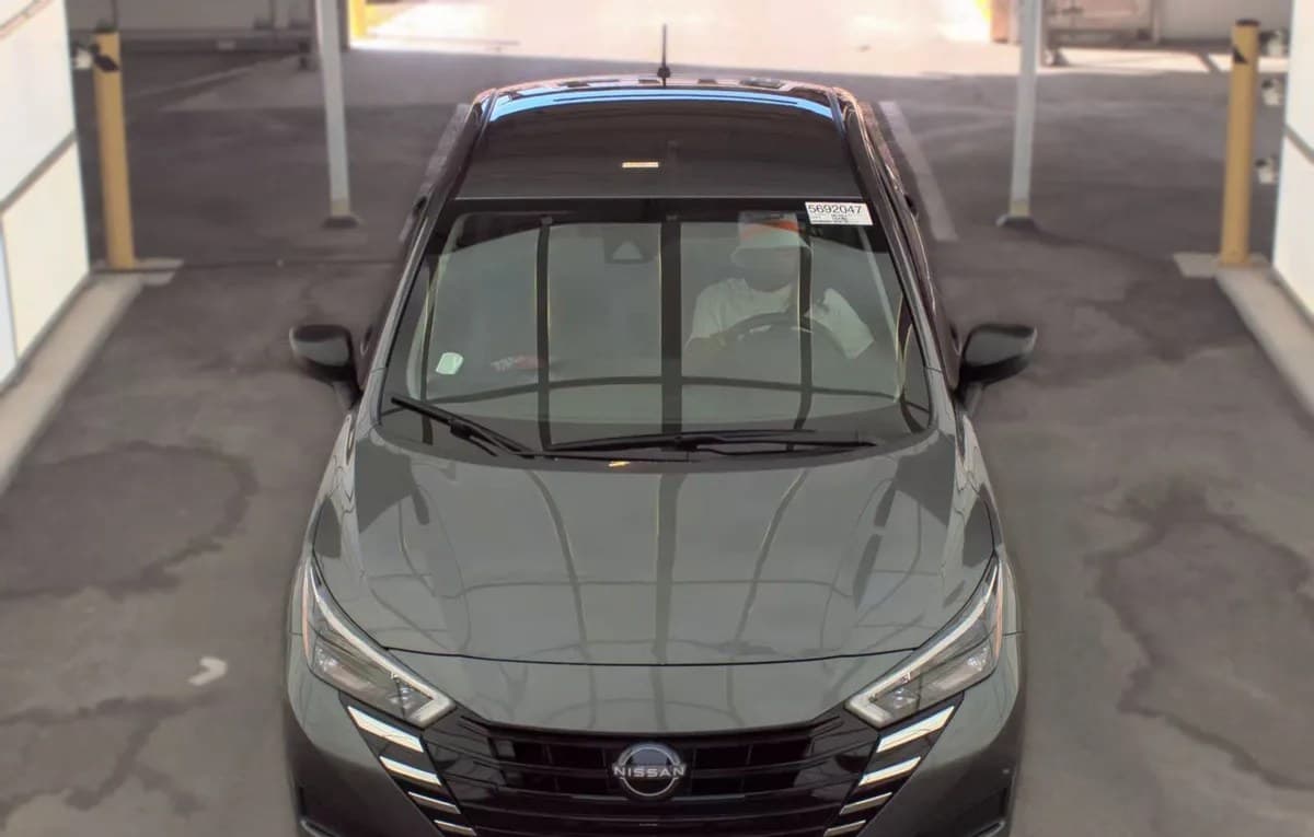 2025 NISSAN VERSA S 3