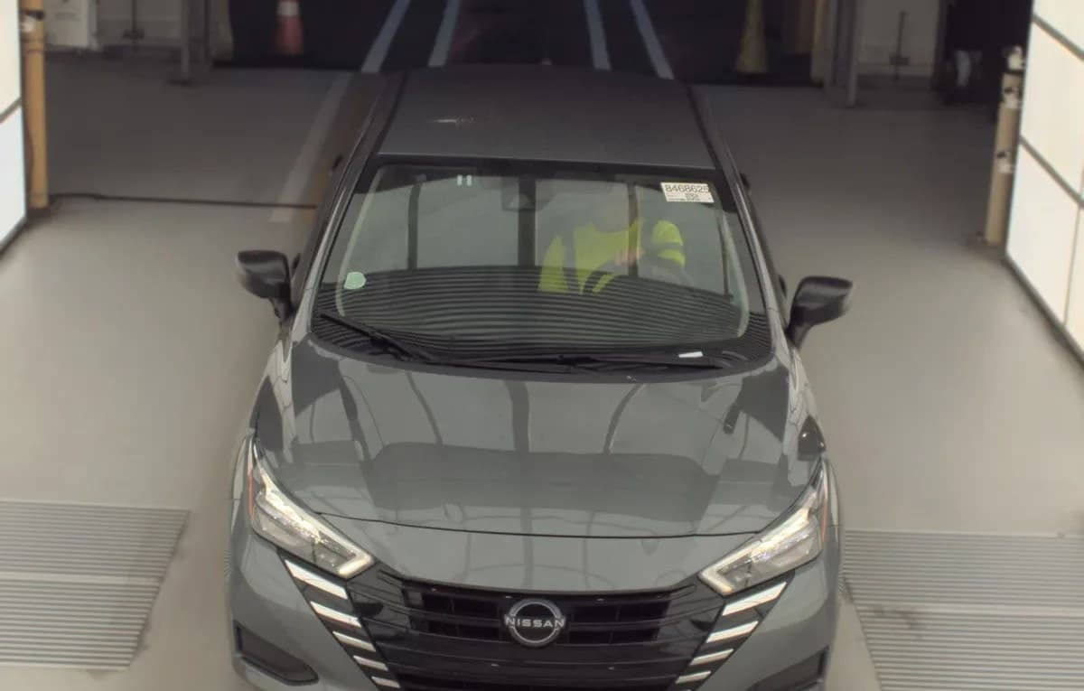 2025 NISSAN VERSA S 3