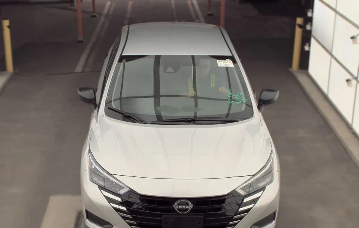 2025 NISSAN VERSA S 3