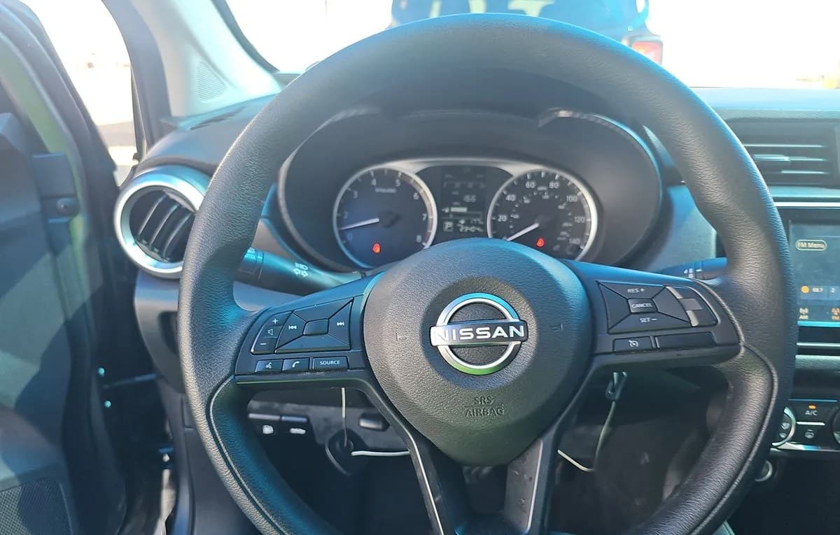 2025 NISSAN VERSA S 7