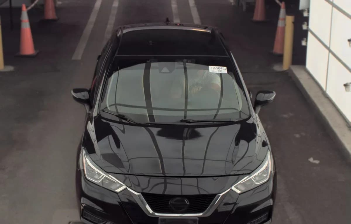 2021 NISSAN VERSA SV 3