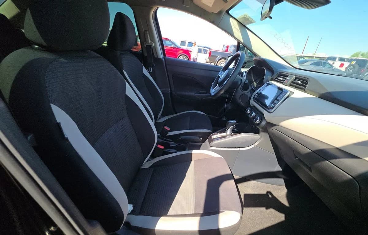 2021 NISSAN VERSA SV 5