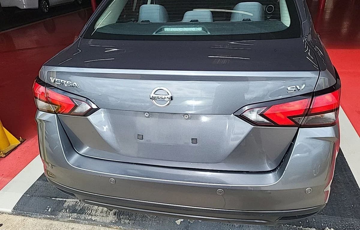 2021 NISSAN VERSA SV 3