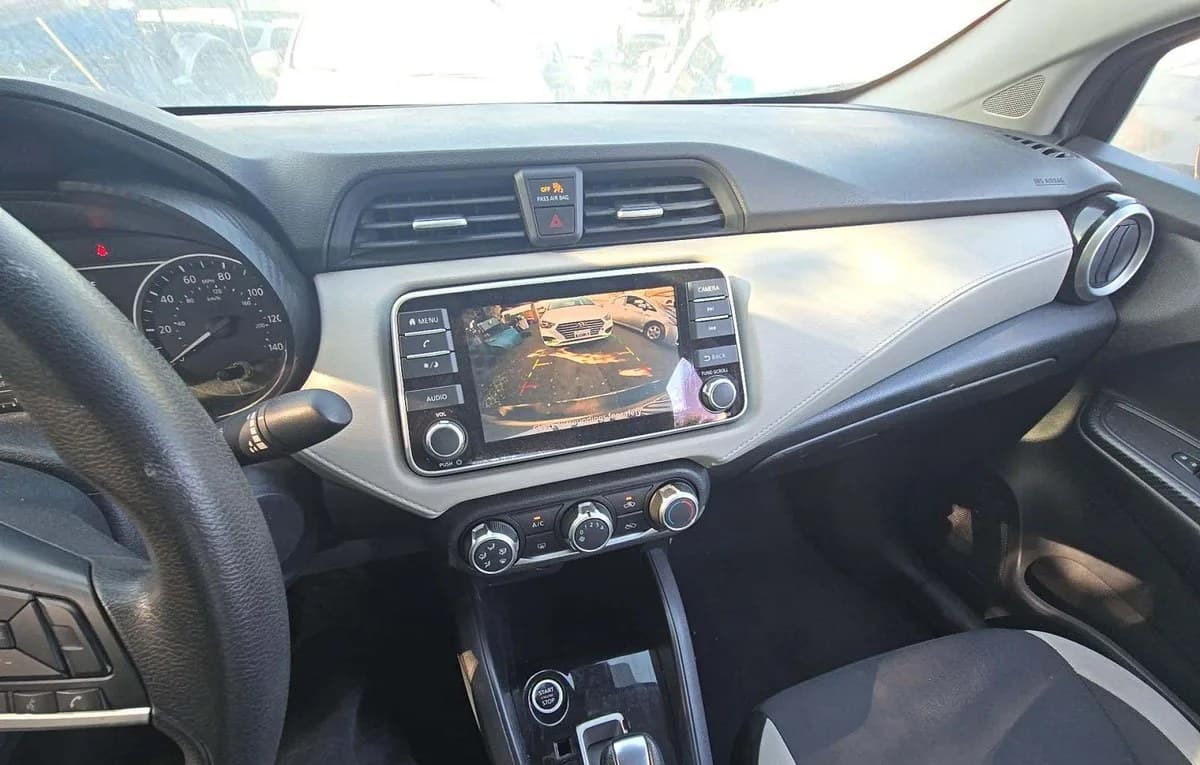 2021 NISSAN VERSA SV 7