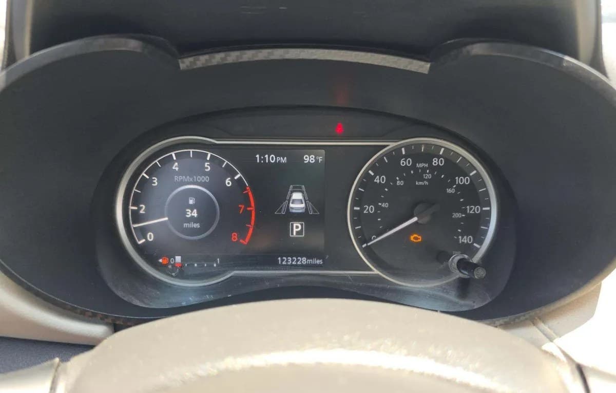 2021 NISSAN VERSA SV 6