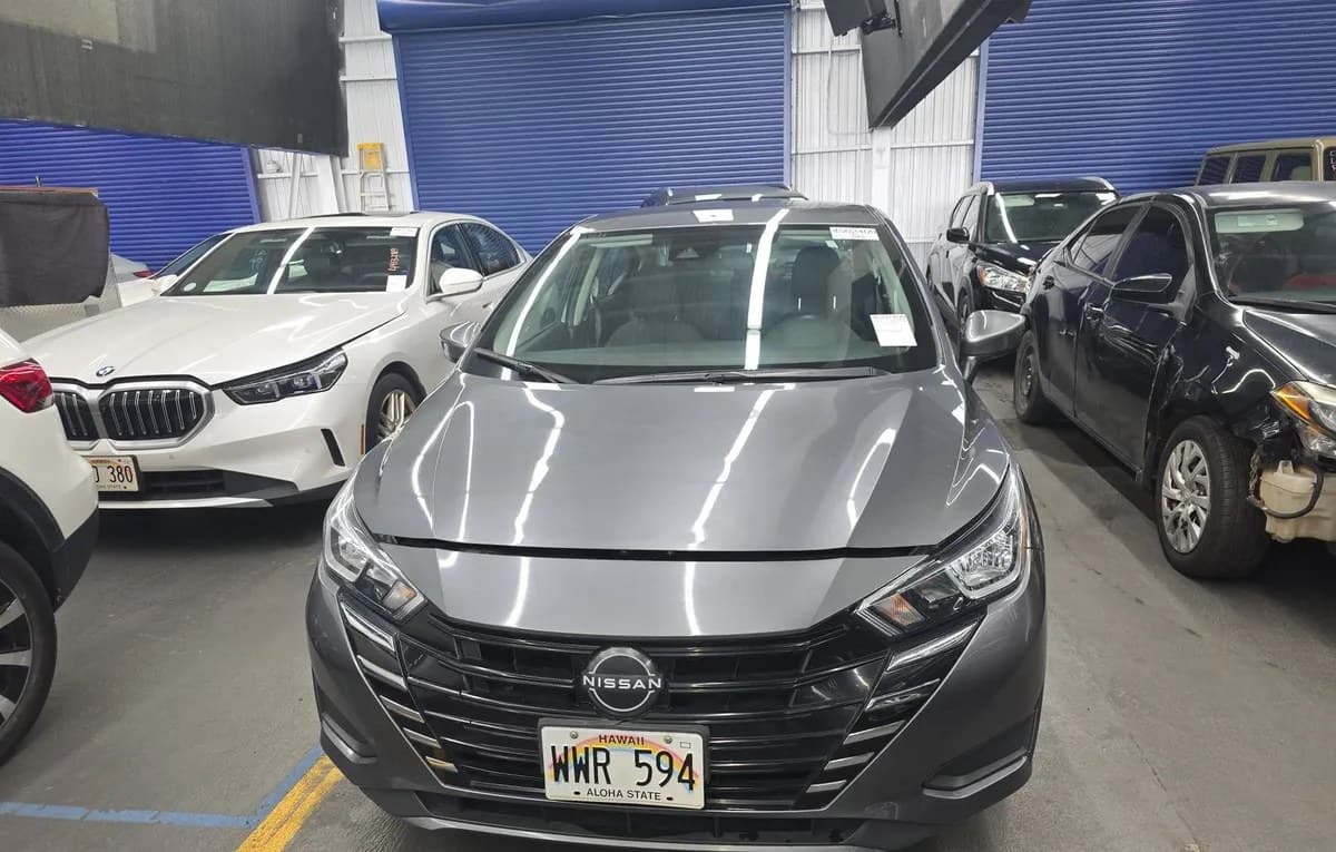 2023 NISSAN VERSA SV 3