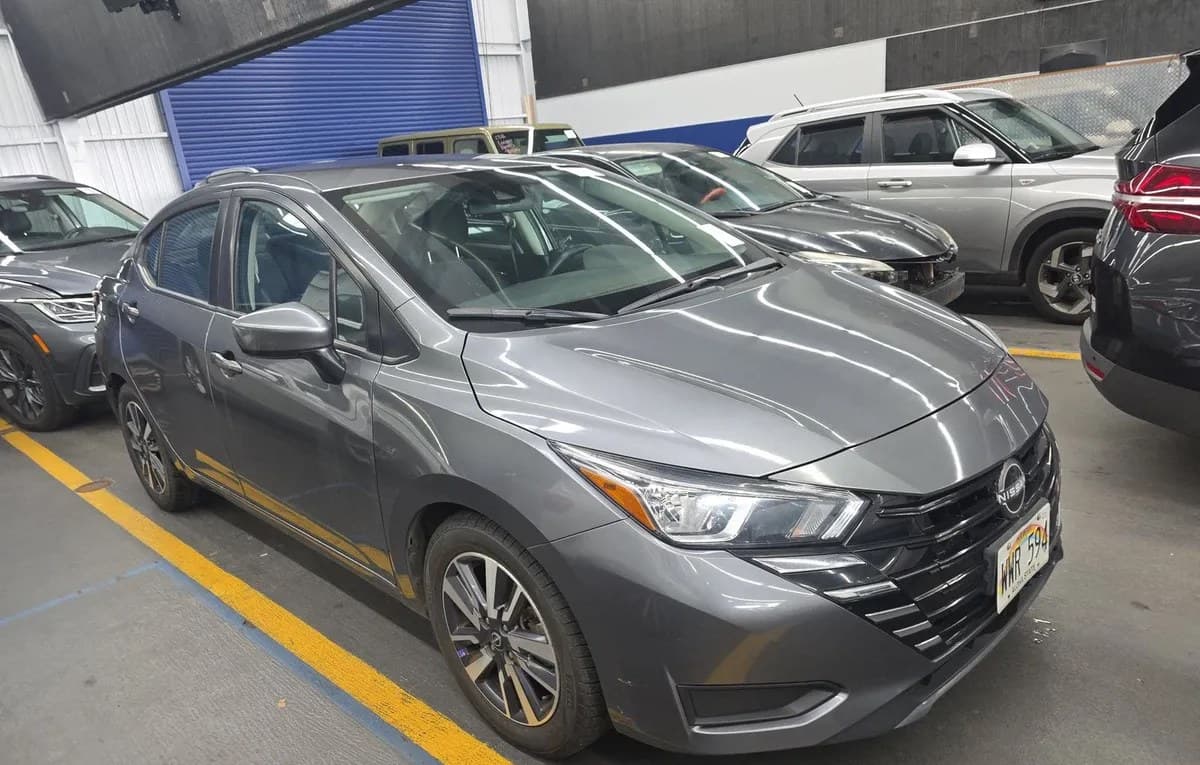 2023 NISSAN VERSA SV 4