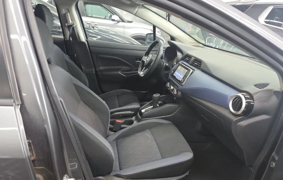 2023 NISSAN VERSA SV 5