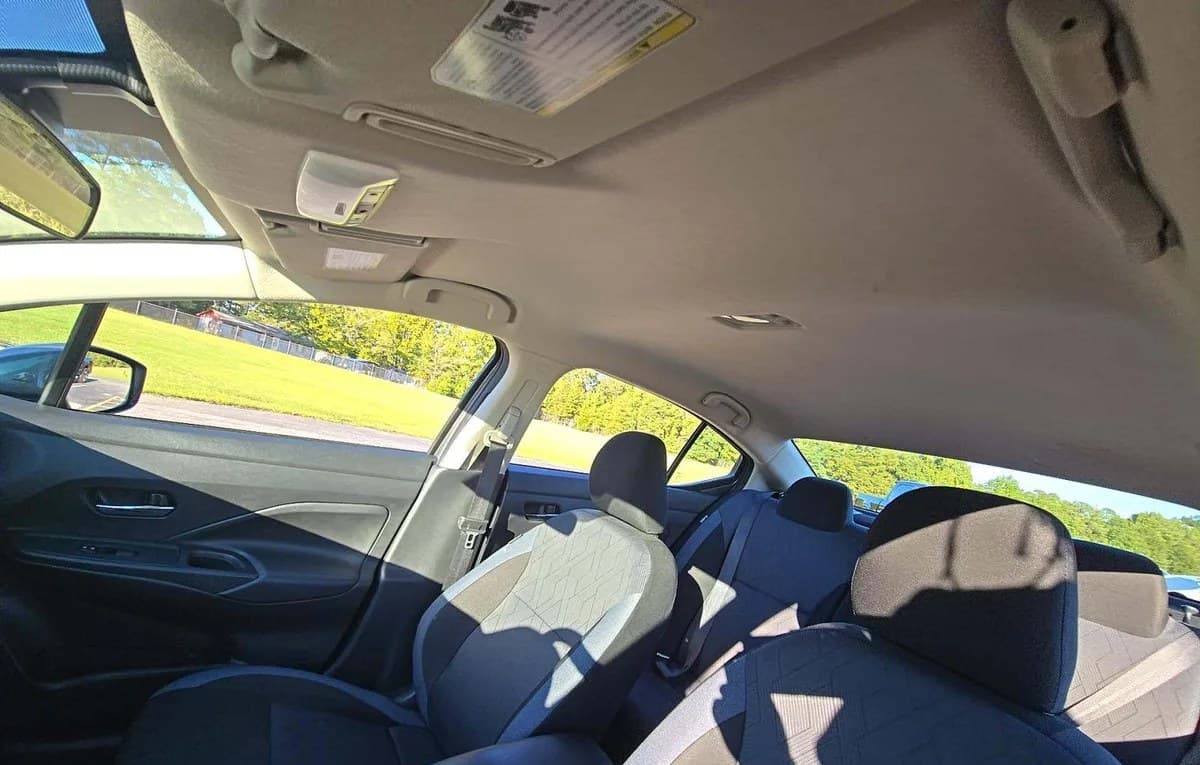 2025 NISSAN VERSA SV 5