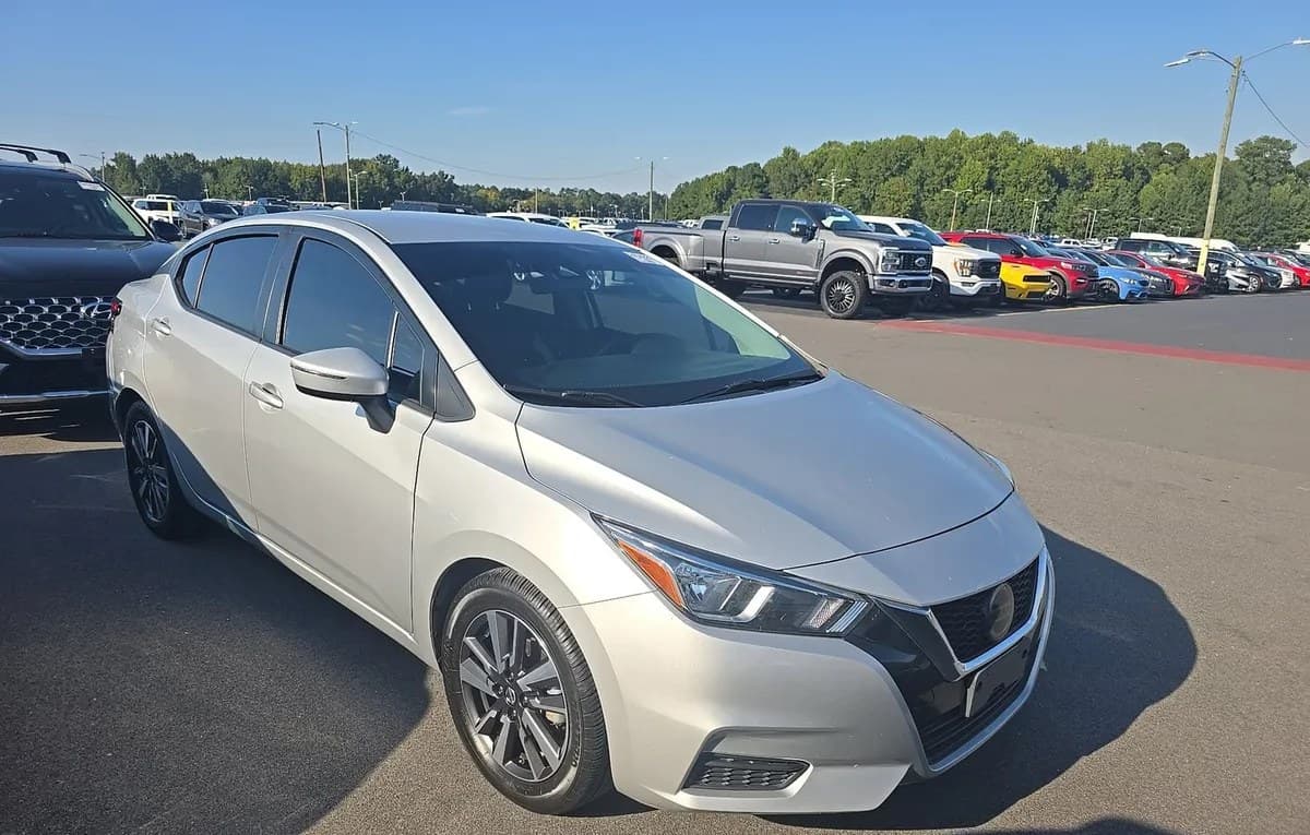 2021 NISSAN VERSA SV 4