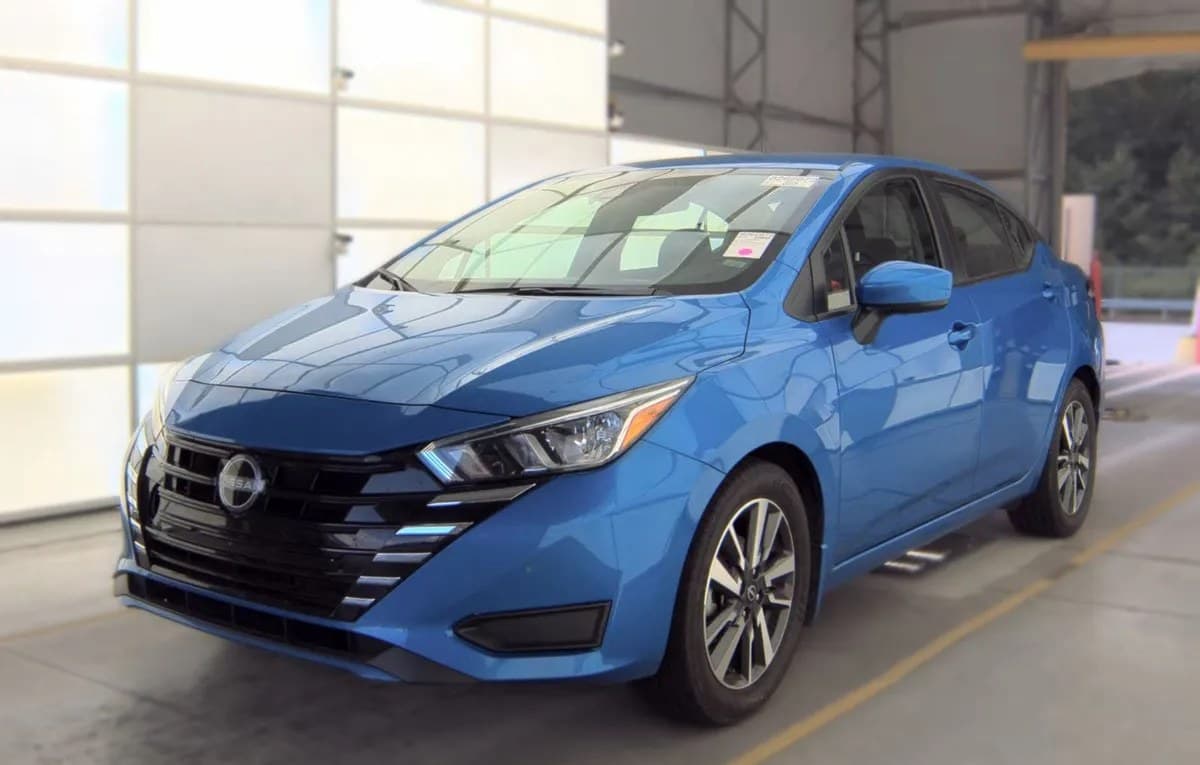 2024 NISSAN VERSA SV 2