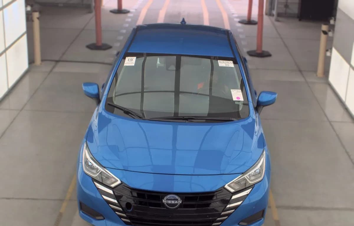 2024 NISSAN VERSA SV 3