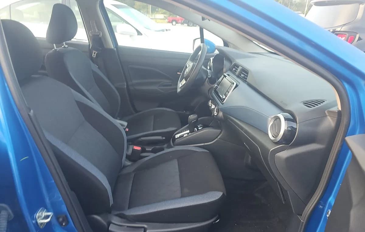 2024 NISSAN VERSA SV 5