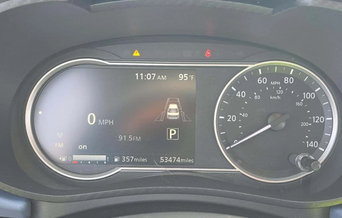 2024 NISSAN VERSA SV 6